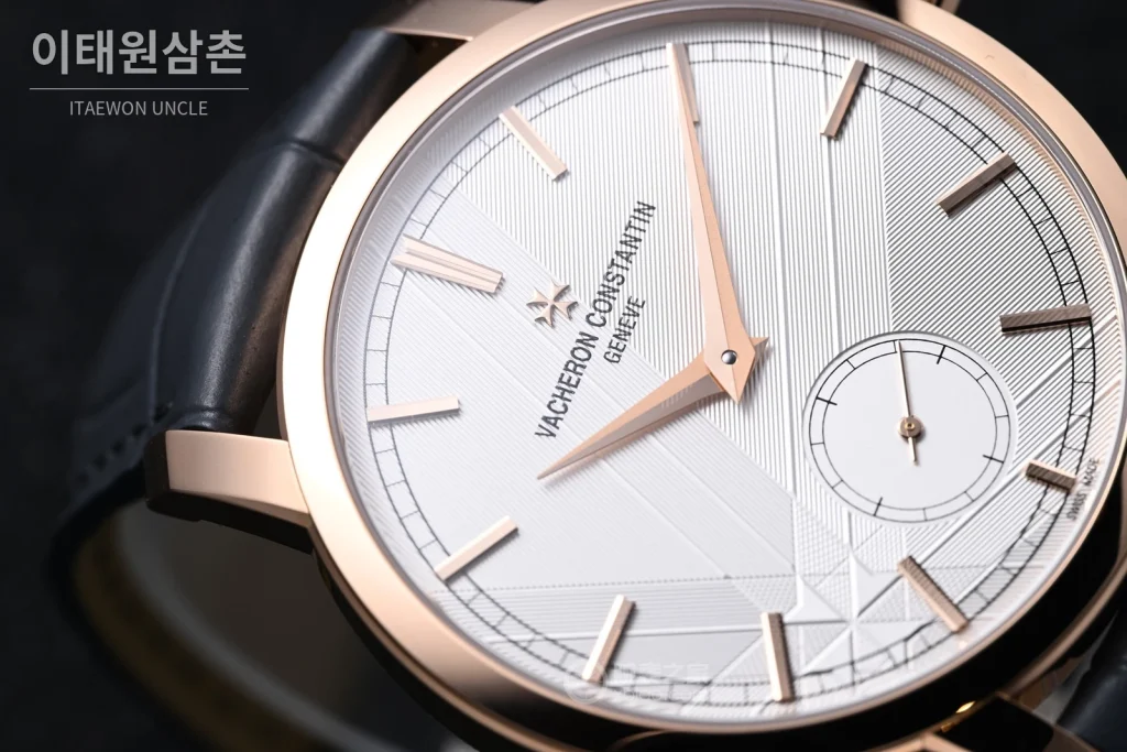 바쉐론콘스탄틴 트래디셔널 270주년 그레이다이얼 오토매틱 38mm 그레이 가죽 스트랩