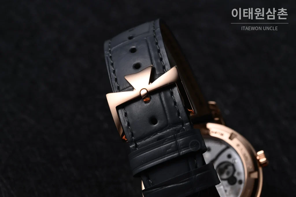 바쉐론콘스탄틴 트래디셔널 270주년 그레이다이얼 오토매틱 38mm 그레이 가죽 스트랩