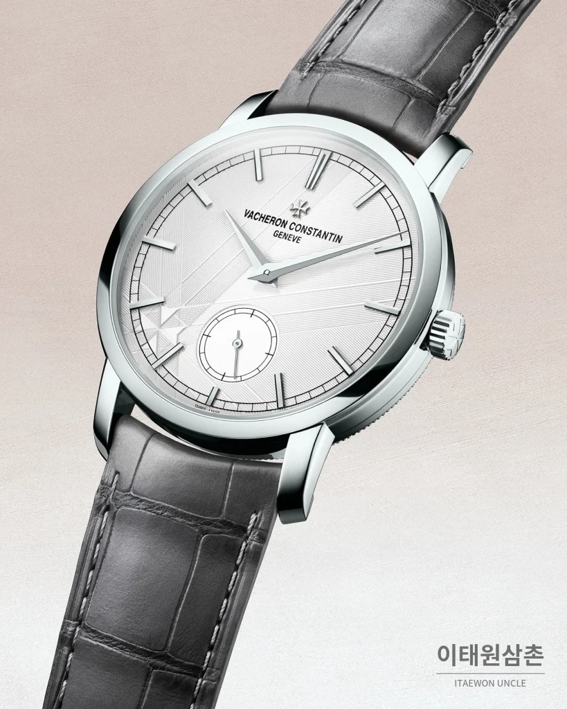 바쉐론콘스탄틴 트래디셔널 270주년 그레이다이얼 오토매틱 38mm 블랙 가죽 스트랩