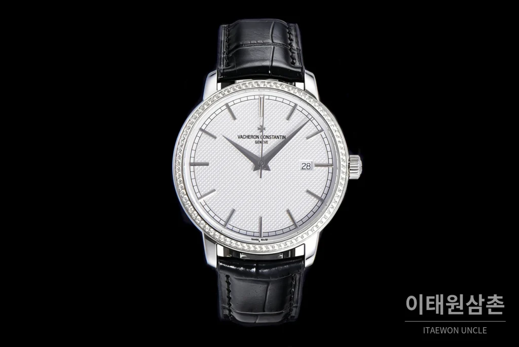바쉐론콘스탄틴 트래디셔널 스틸 실버다이얼 오토매틱 40mm 블랙 가죽 스트랩 실버 베젤