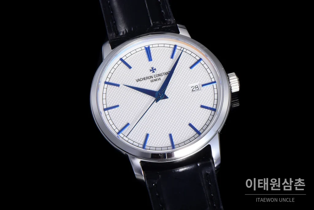 바쉐론콘스탄틴 트래디셔널 스틸 실버다이얼 오토매틱 40mm 블랙 가죽 스트랩 (2)