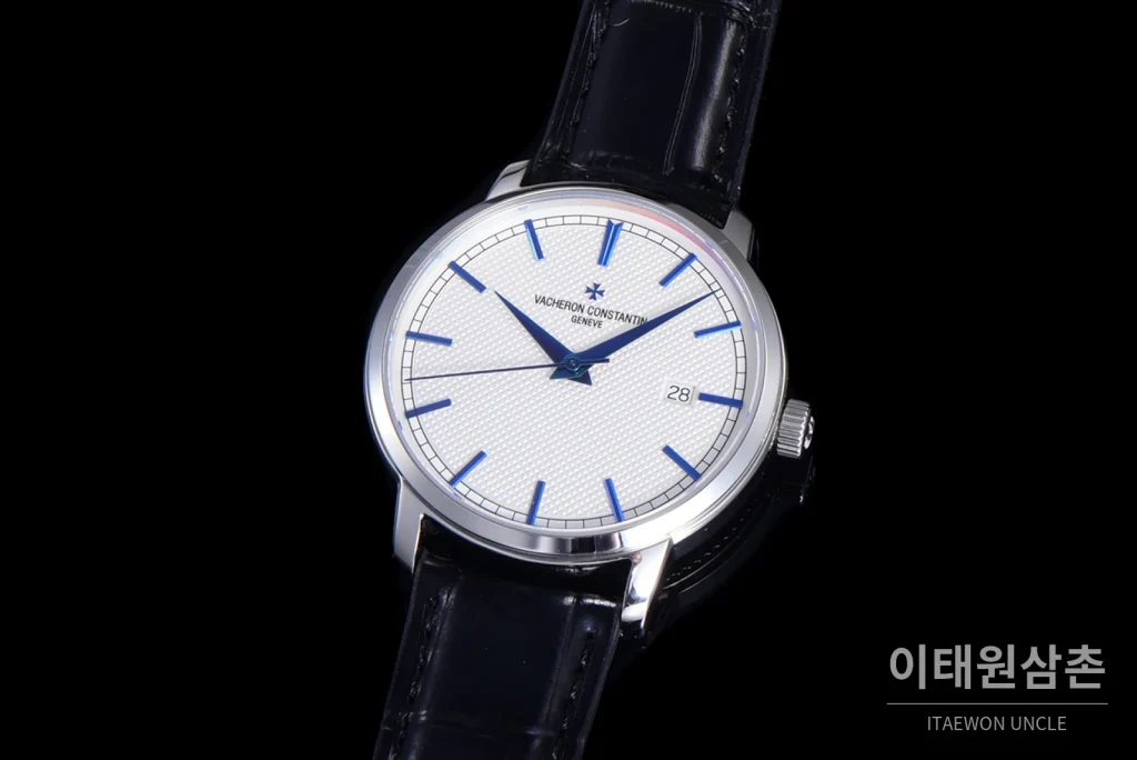 바쉐론콘스탄틴 트래디셔널 스틸 실버다이얼 오토매틱 40mm 블랙 가죽 스트랩 (2)