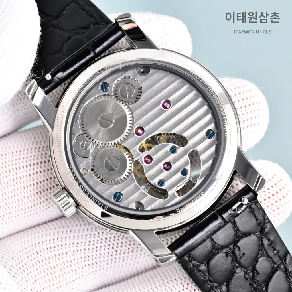 바쉐론콘스탄틴 트래디셔널 투르비용 선레이다이얼 수동 시계 42mm 그린 / 화이트 블랙 가죽 스트랩