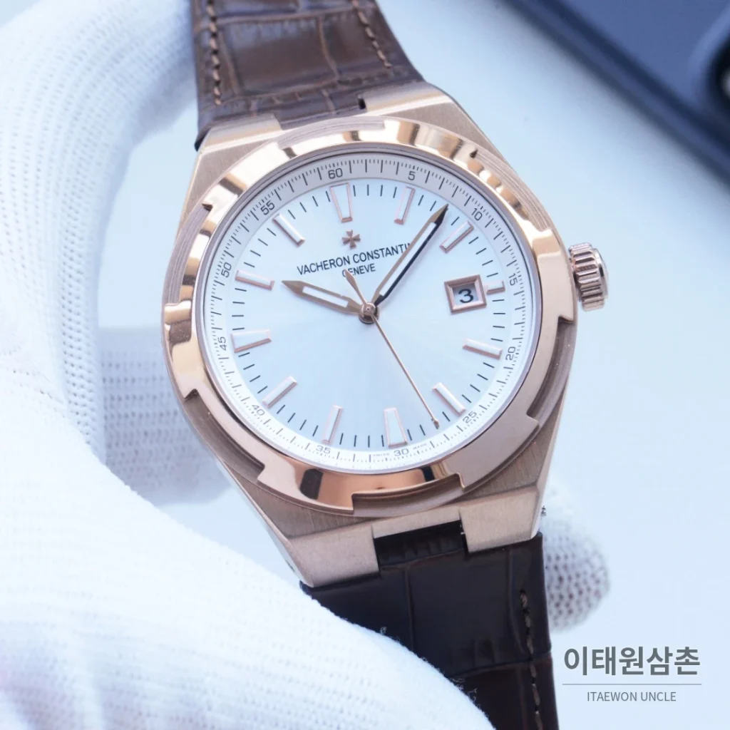 바쉐론콘스탄틴 오버시즈 오토매틱 41mm 그린