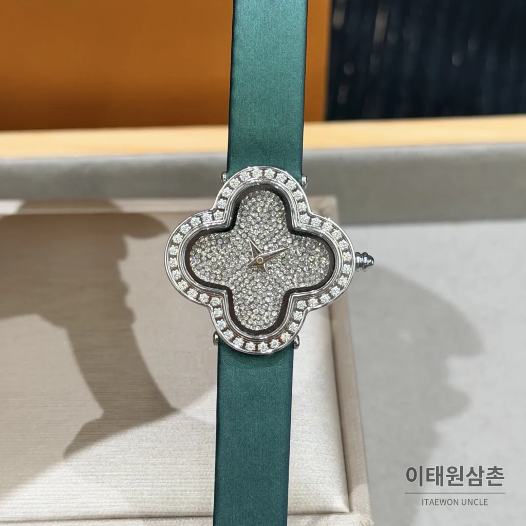 반클리프아펠 알함브라 오토매틱 30mm