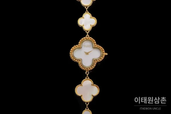 반클리프아펠 알함브라 자개다이얼 다이아 쿼츠 워치 27mm 반클리프아펠 알함브라 자개다이얼 다이아 쿼츠 워치 27mm