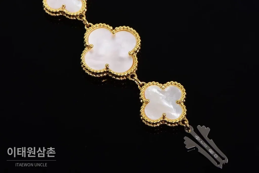 반클리프아펠 알함브라 자개다이얼 다이아 쿼츠 워치 27mm