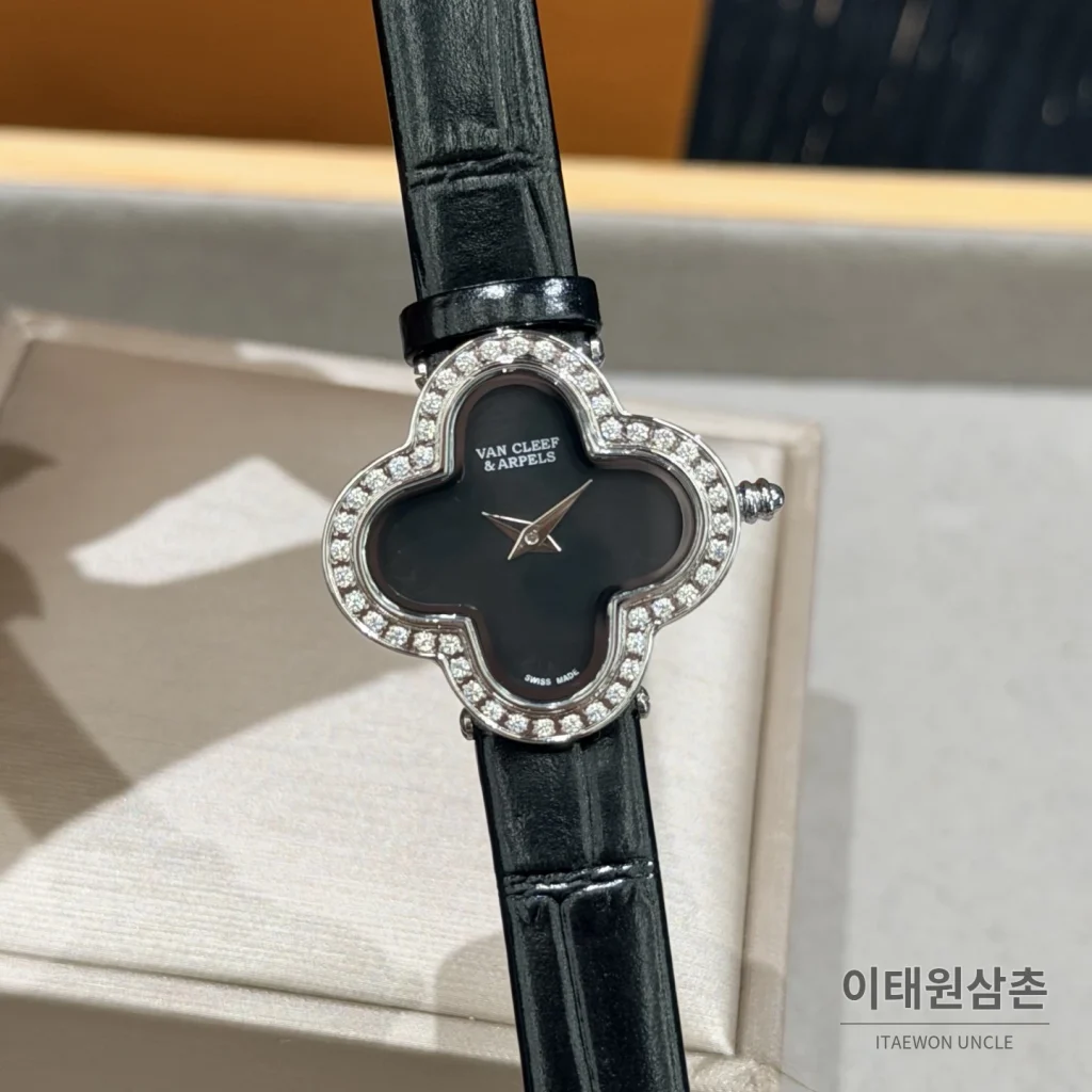 반클리프아펠 알함브라 쿼츠 30mm (2)