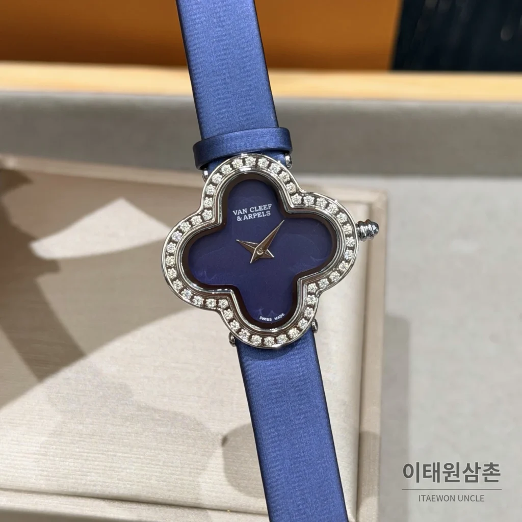 반클리프아펠 알함브라 쿼츠 30mm