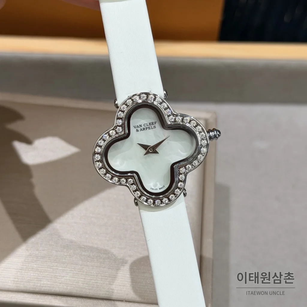 반클리프아펠 알함브라 쿼츠 30mm