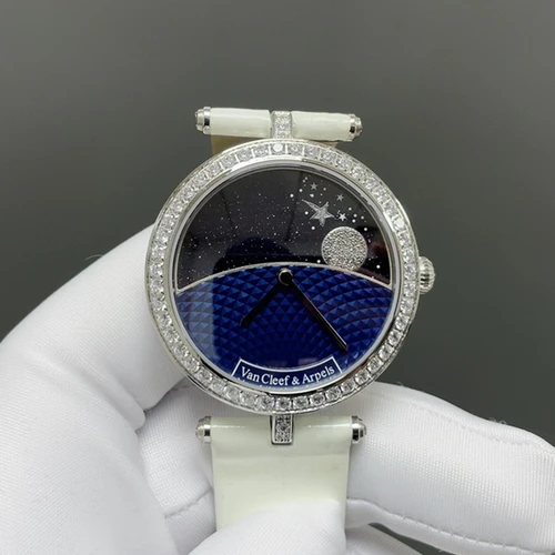 반클리프아펠 아펠 포에틱 컴플리케이션 여성 기계식 워치 38mm 블루 다이얼 화이트 러버 스트랩 반클리프아펠 아펠 포에틱 컴플리케이션 여성 기계식 워치 38mm 블루 다이얼 화이트 러버 스트랩