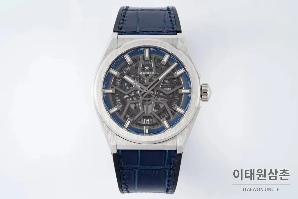 제니스 디파이 스켈레톤 스틸 스타다이얼 오토매틱 41mm 네이비 가죽 스트랩