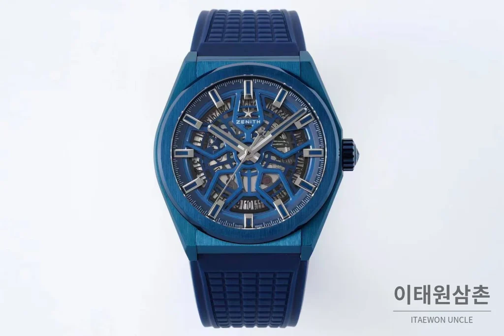 제니스 디파이 스켈레톤 스틸 스타다이얼 오토매틱 41mm 블루 러버 스트랩