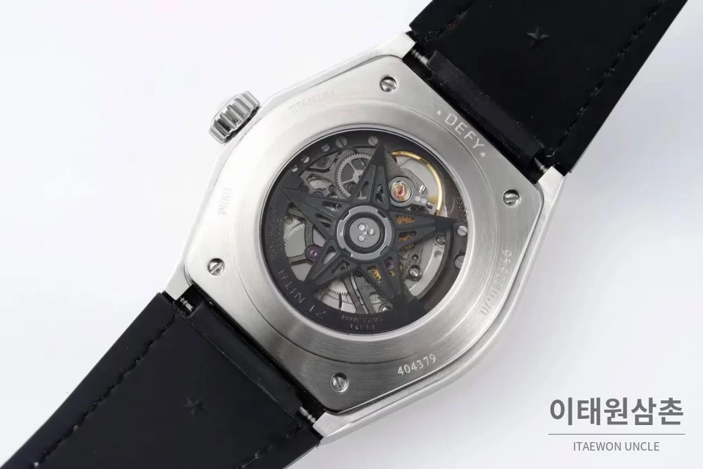 제니스 디파이 스켈레톤 스틸 스타다이얼 오토매틱 41mm 브라운 가죽 스트랩 로즈골드 베젤