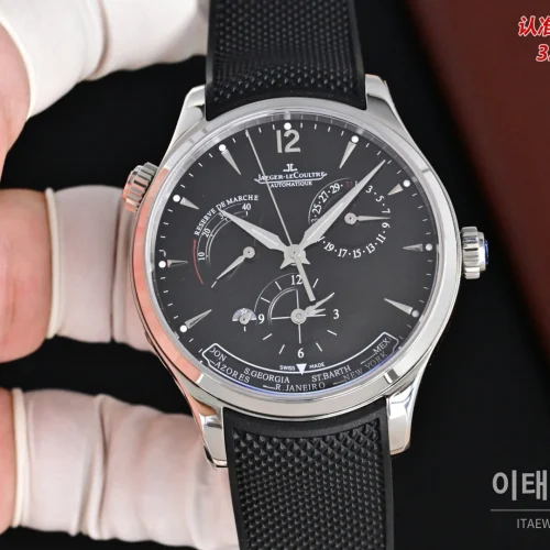 제니스 마스터 오토매틱 42mm 블랙 다이얼 블랙 러버 스트랩 제니스 마스터 오토매틱 42mm 블랙 다이얼 블랙 러버 스트랩