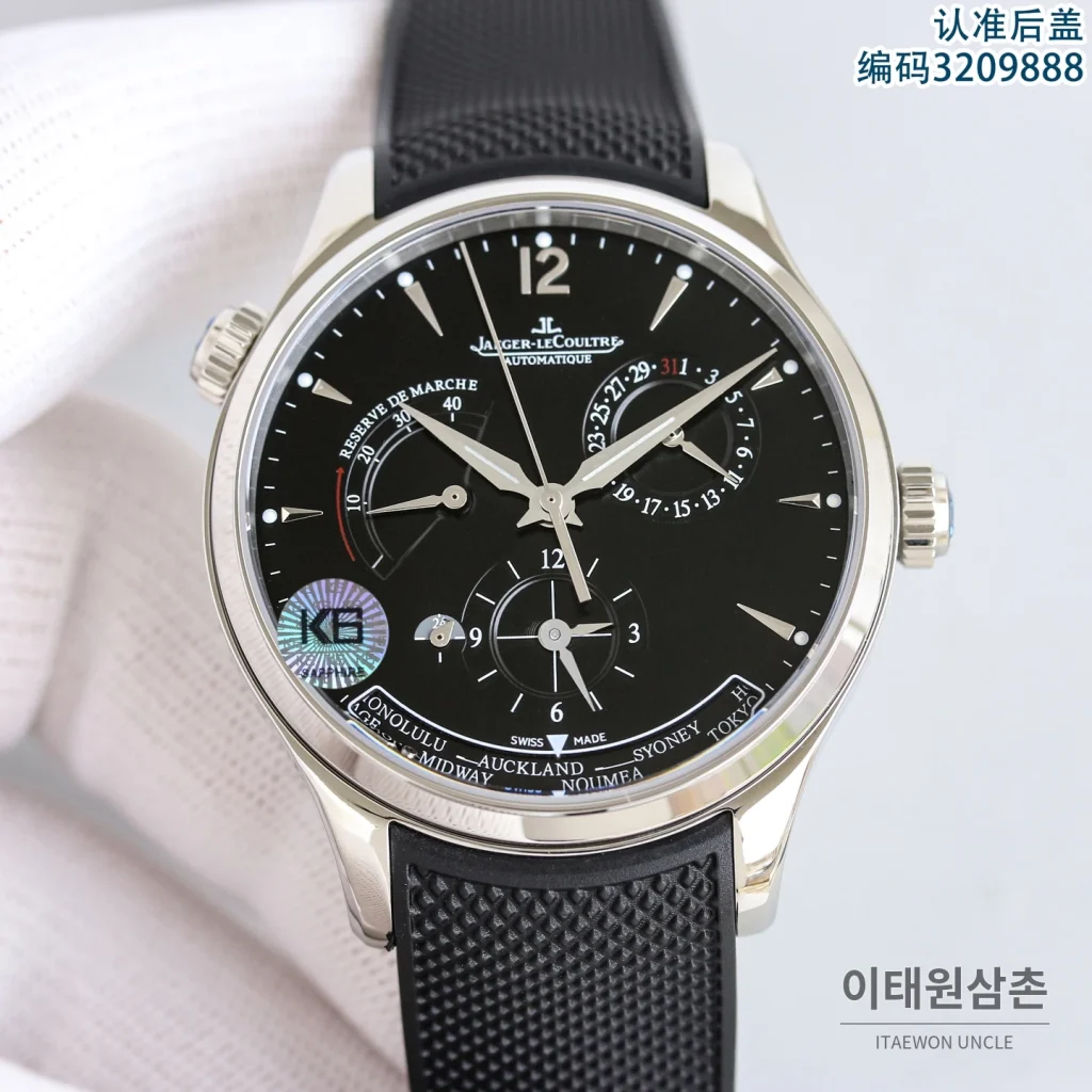 제니스 마스터 오토매틱 42mm 화이트 다이얼 블랙 러버 스트랩