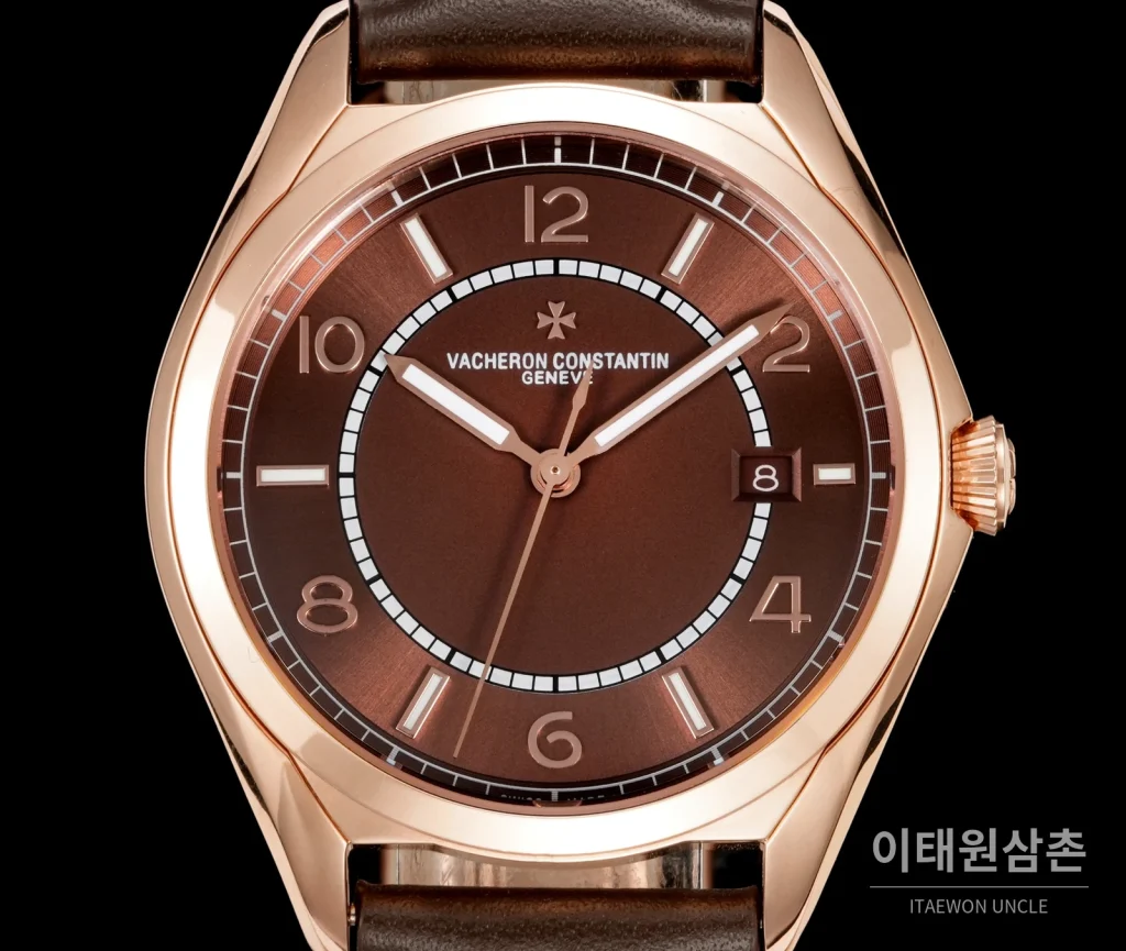 제니스 오버시즈 오토매틱 40mm