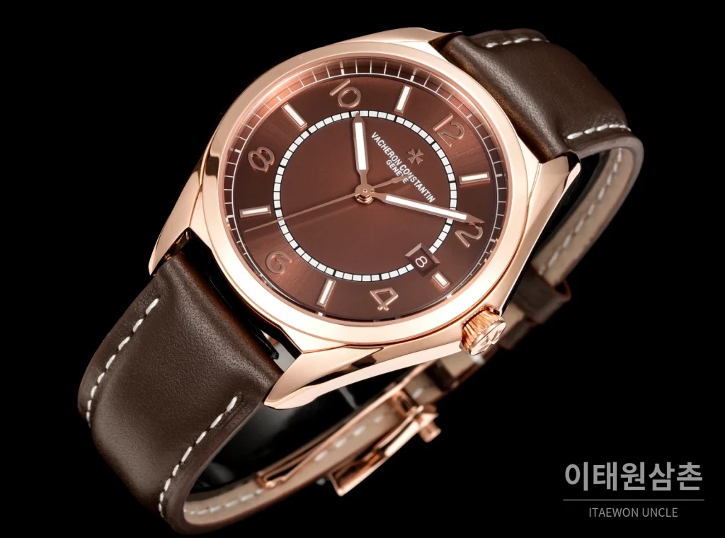 제니스 오버시즈 오토매틱 40mm