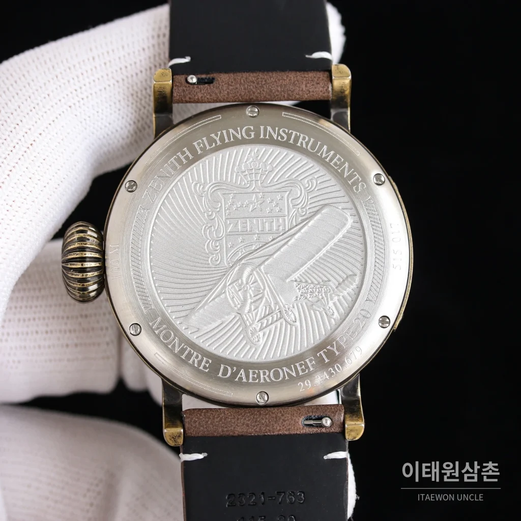 제니스 파일럿 티타늄 오토매틱 45mm 블랙 네이비 가죽 스트랩