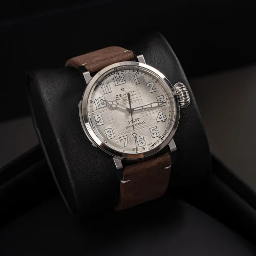 제니스 파일럿 타입 20 스네이크핸즈 오토매틱 45mm 실버 다이얼 브라운 가죽 스트랩