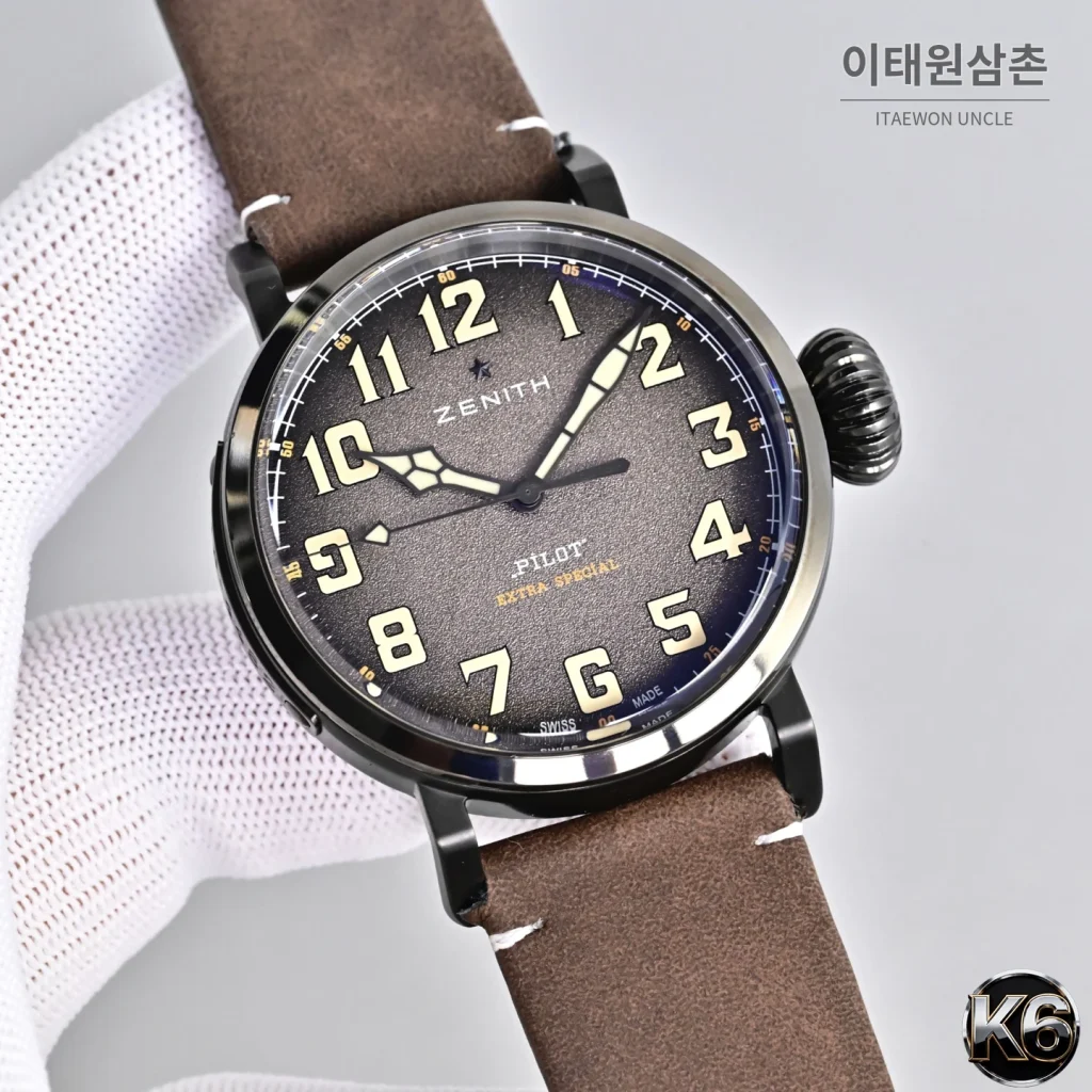 제니스 파일럿 타입20 티타늄백 소가죽 오토매틱 45mm