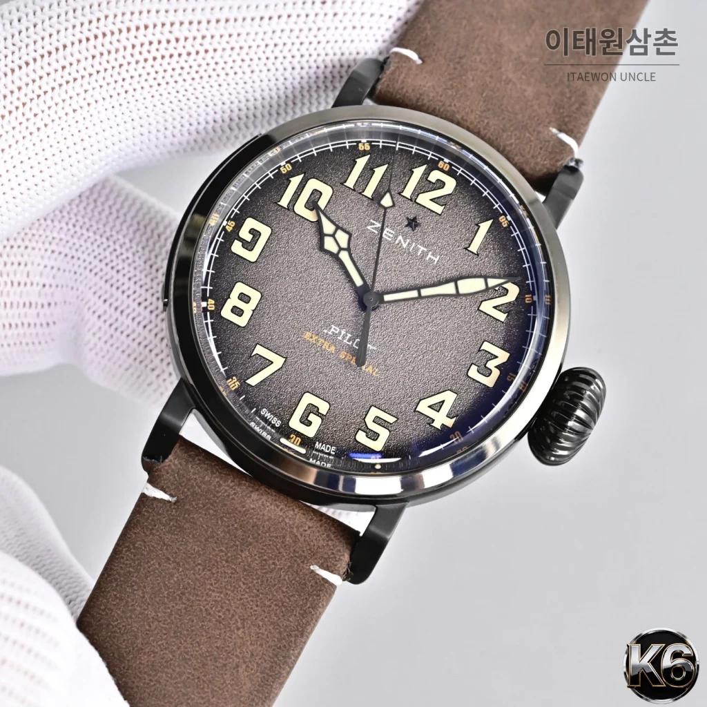 제니스 파일럿 타입20 티타늄백 소가죽 오토매틱 45mm