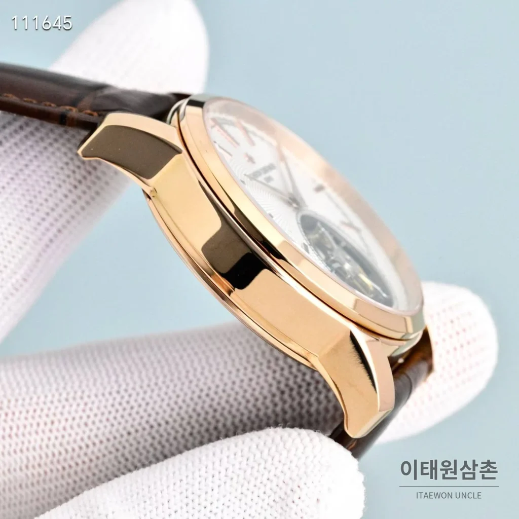 제니스 트레저리 투르비용 수동형 42mm